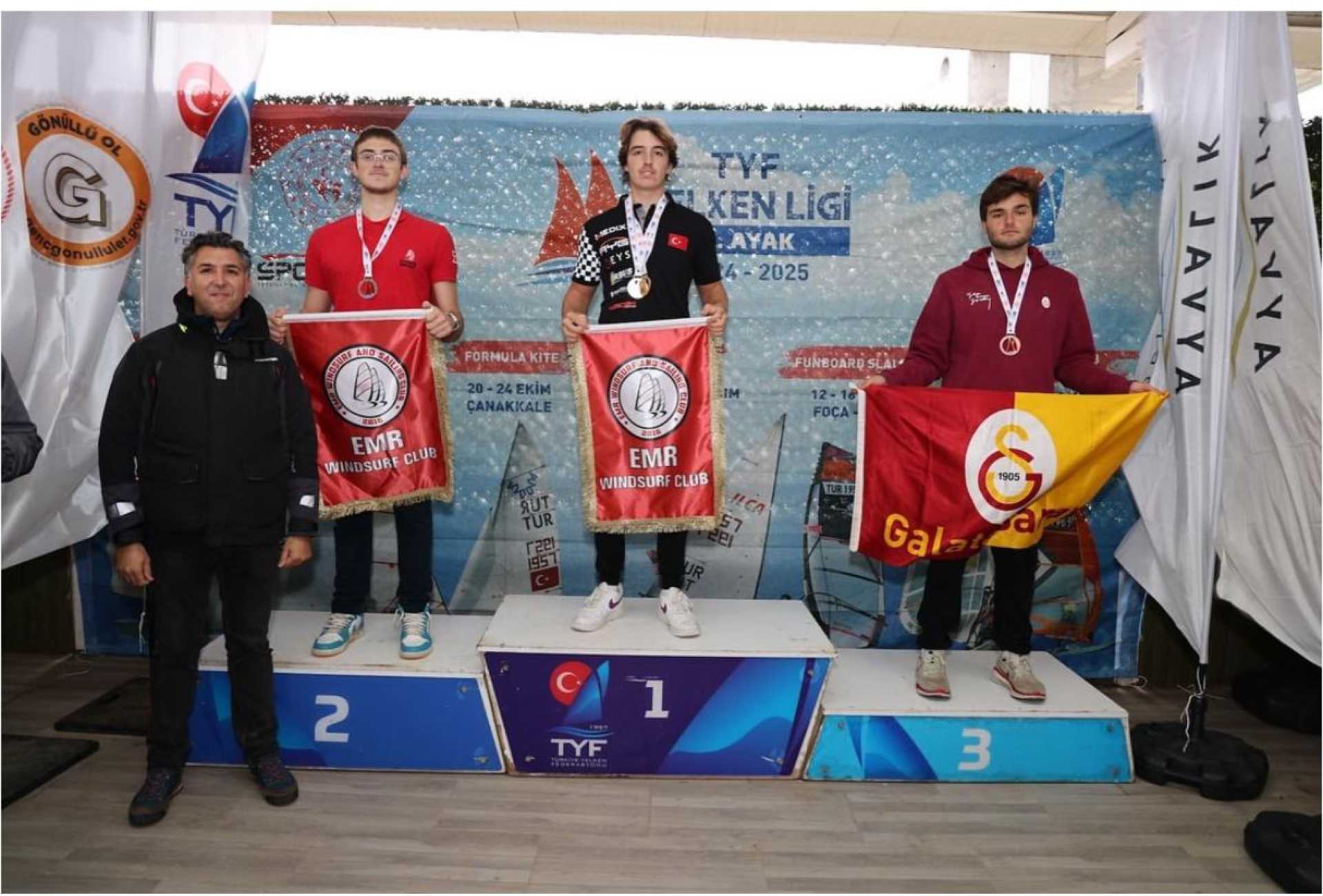 IQ Foil Erkekler kategorisinde öğrencimiz Alaz İneler ikinci oldu