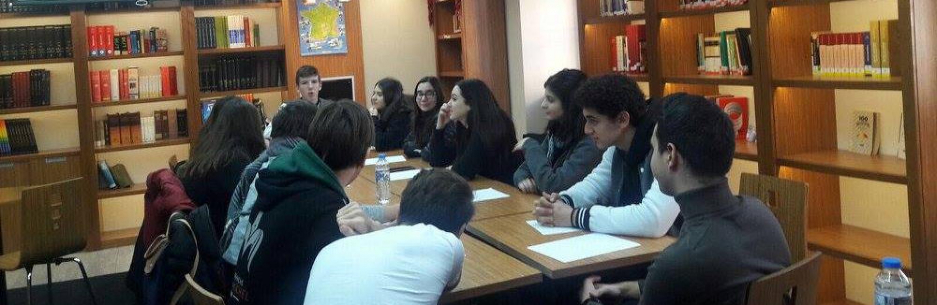Öğrencilerimiz Saint-Michel Lisesi&#039;nde düzenlenen Göç Çalıştayı&#039;na katıldı.