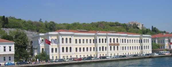 Galatasaray Üniversitesi İç Sınav Soruları
