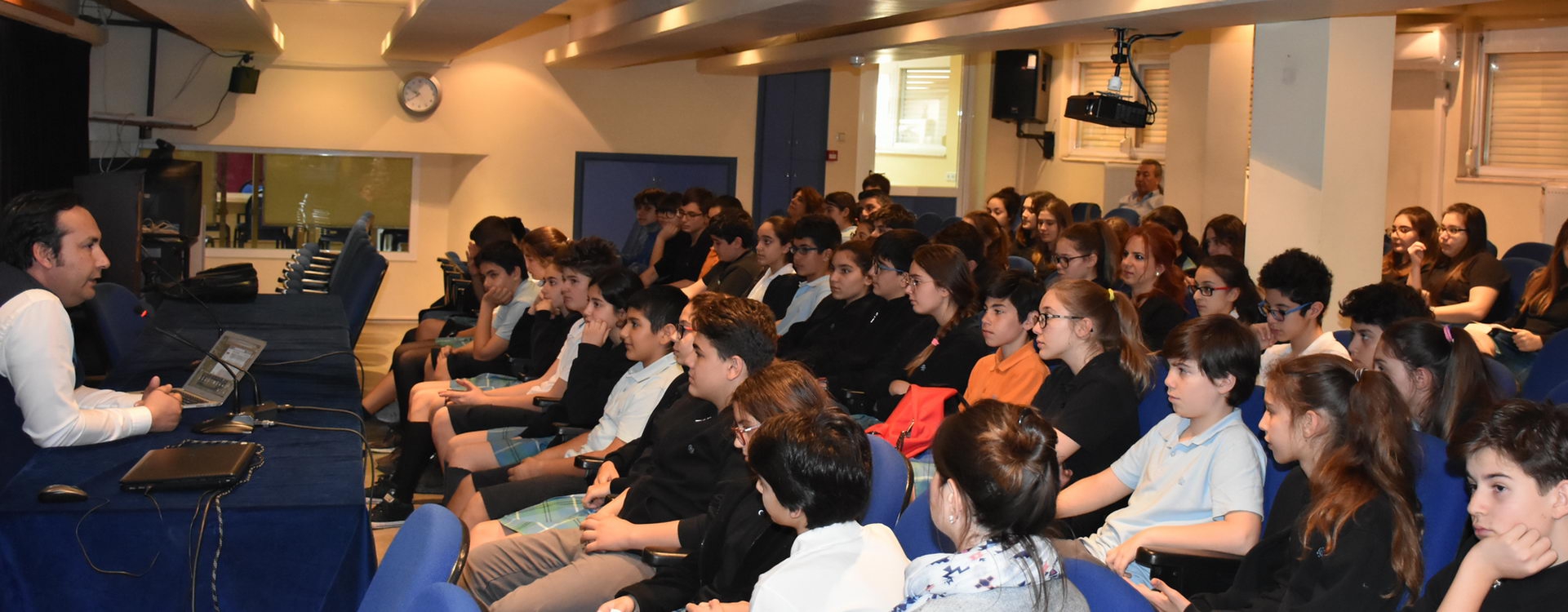 Piri Reis Okulları öğrencileri ile Saint-Josephli öğrenciler Unesco AspNet Programı Projesi için bir araya geldiler.
